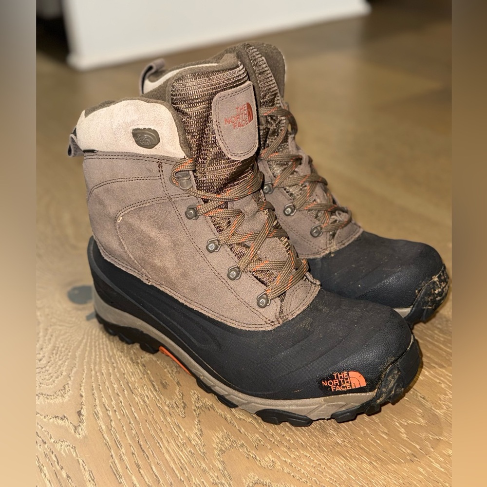 The North Face Men’s Brown and‎ Black Waterproof Winter Boots